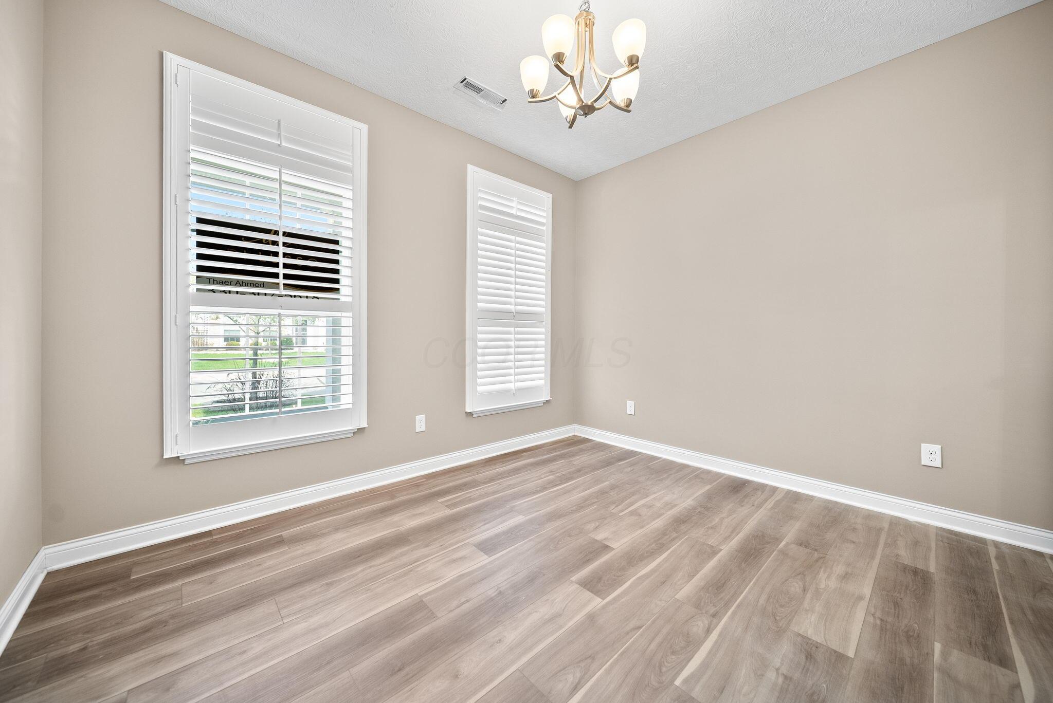 5744 Caulfield Lane Property Photo 27