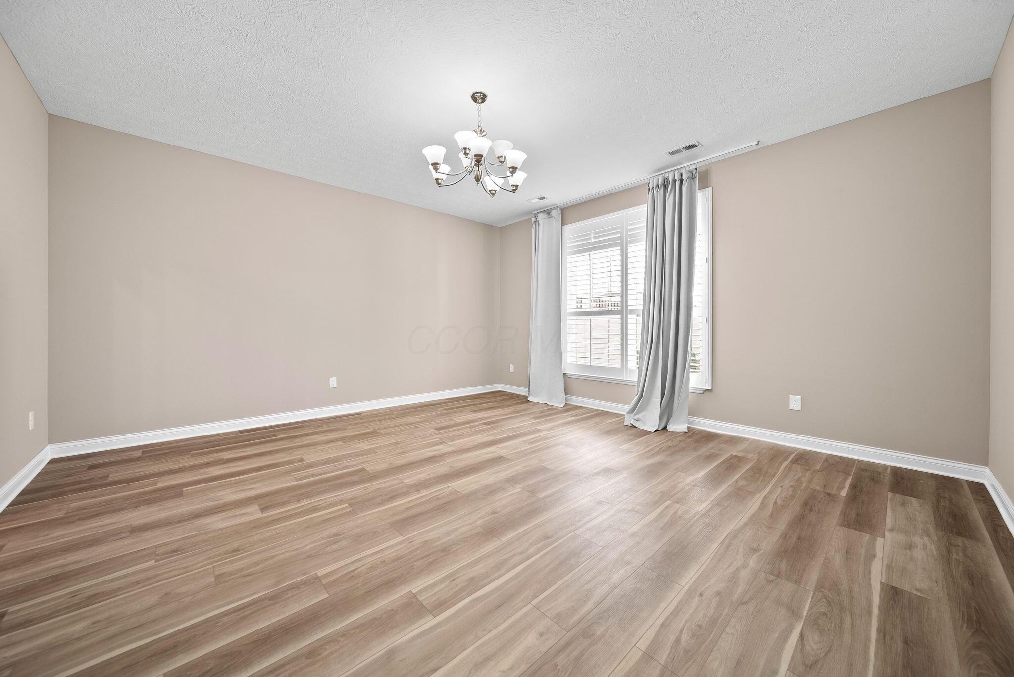5744 Caulfield Lane Property Photo 34