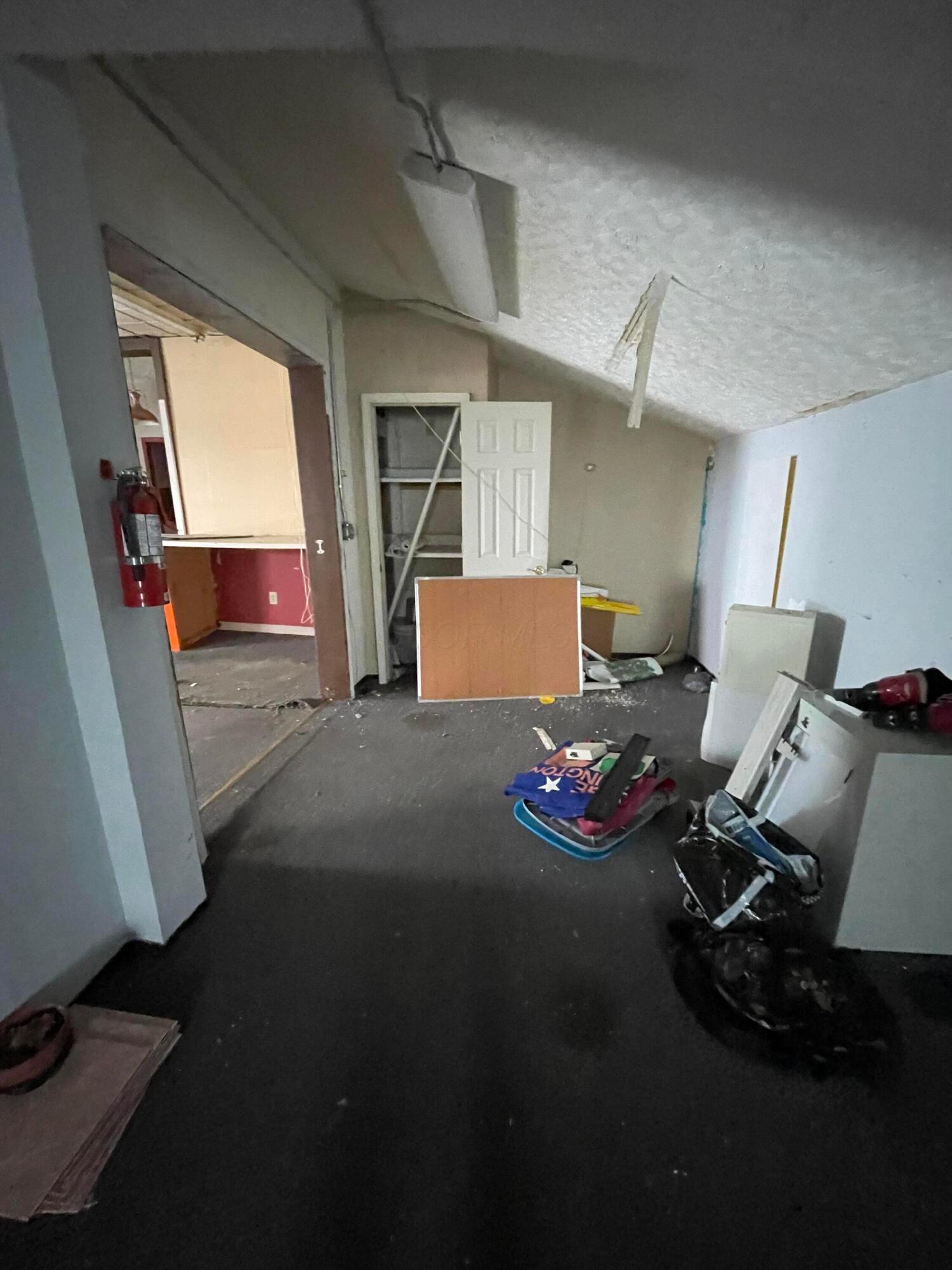 5002 S Walnut Street Property Photo 7