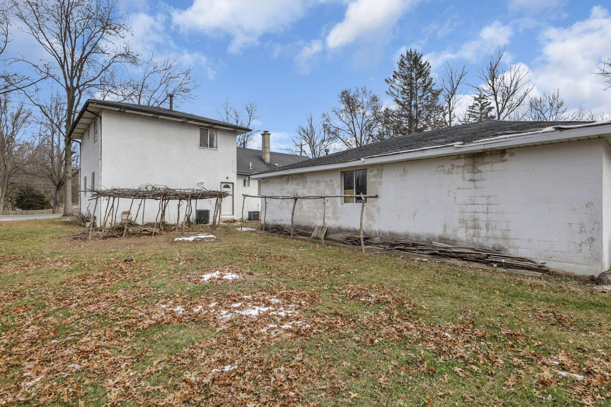 14379 E Broad Street Property Photo 44
