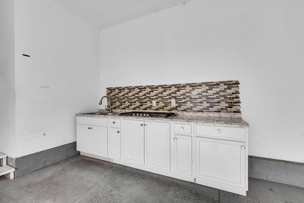 6146 Ravenhill Road Property Photo 64