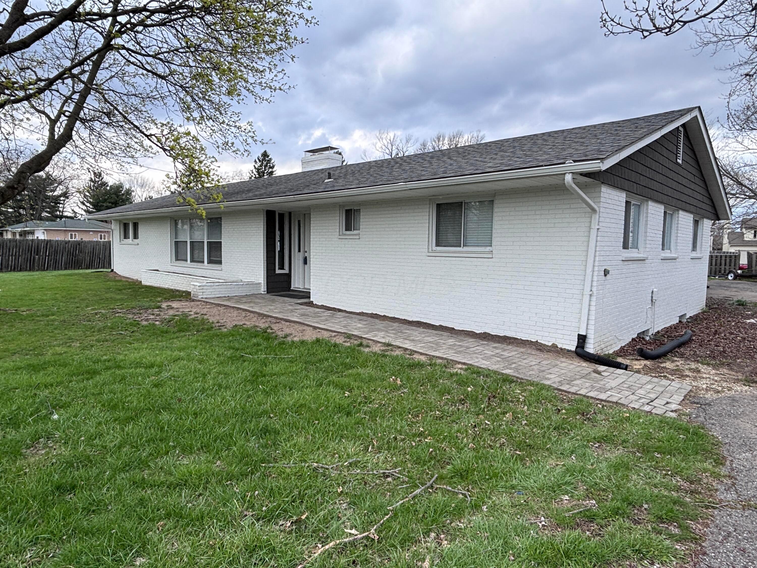 5138 Roberts Road Property Photo 1