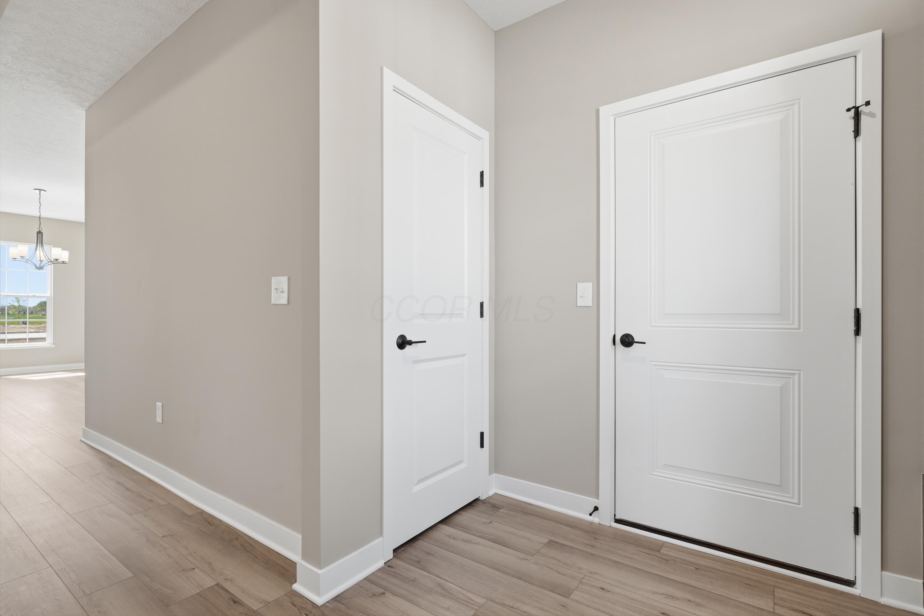 4535 Corsican Loop E Property Photo 5
