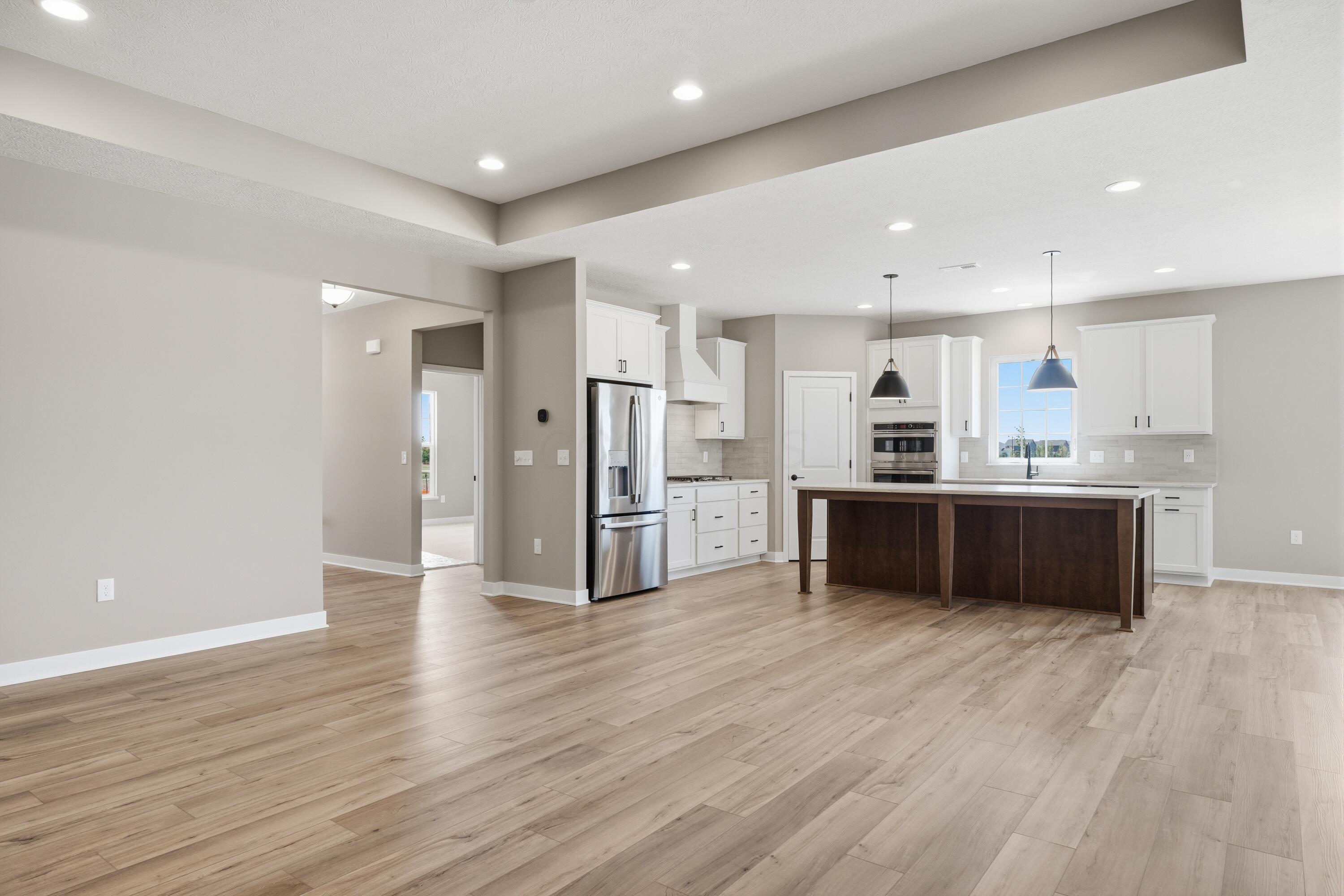 4535 Corsican Loop E Property Photo 7