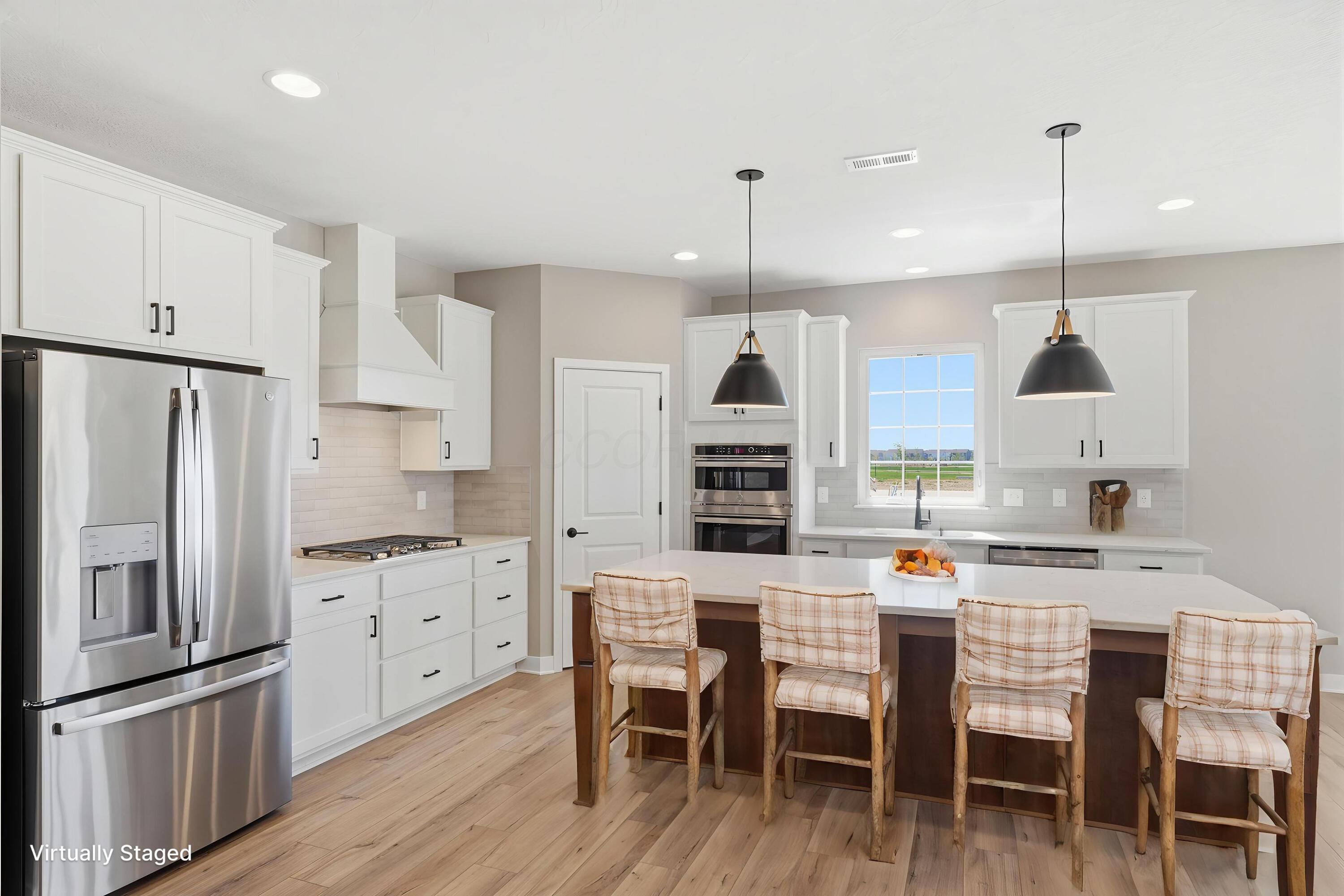 4535 Corsican Loop E Property Photo 8