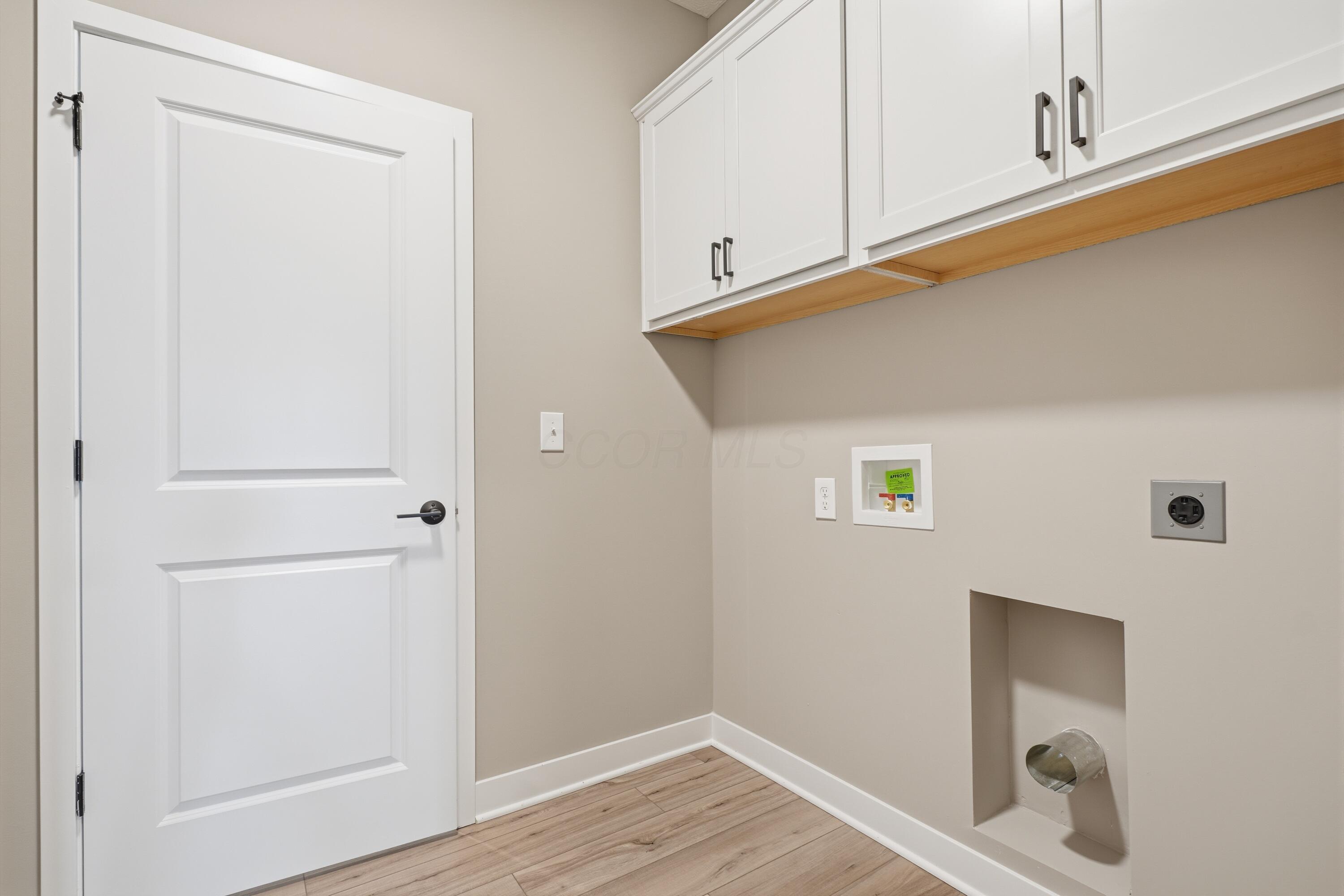 4535 Corsican Loop E Property Photo 17