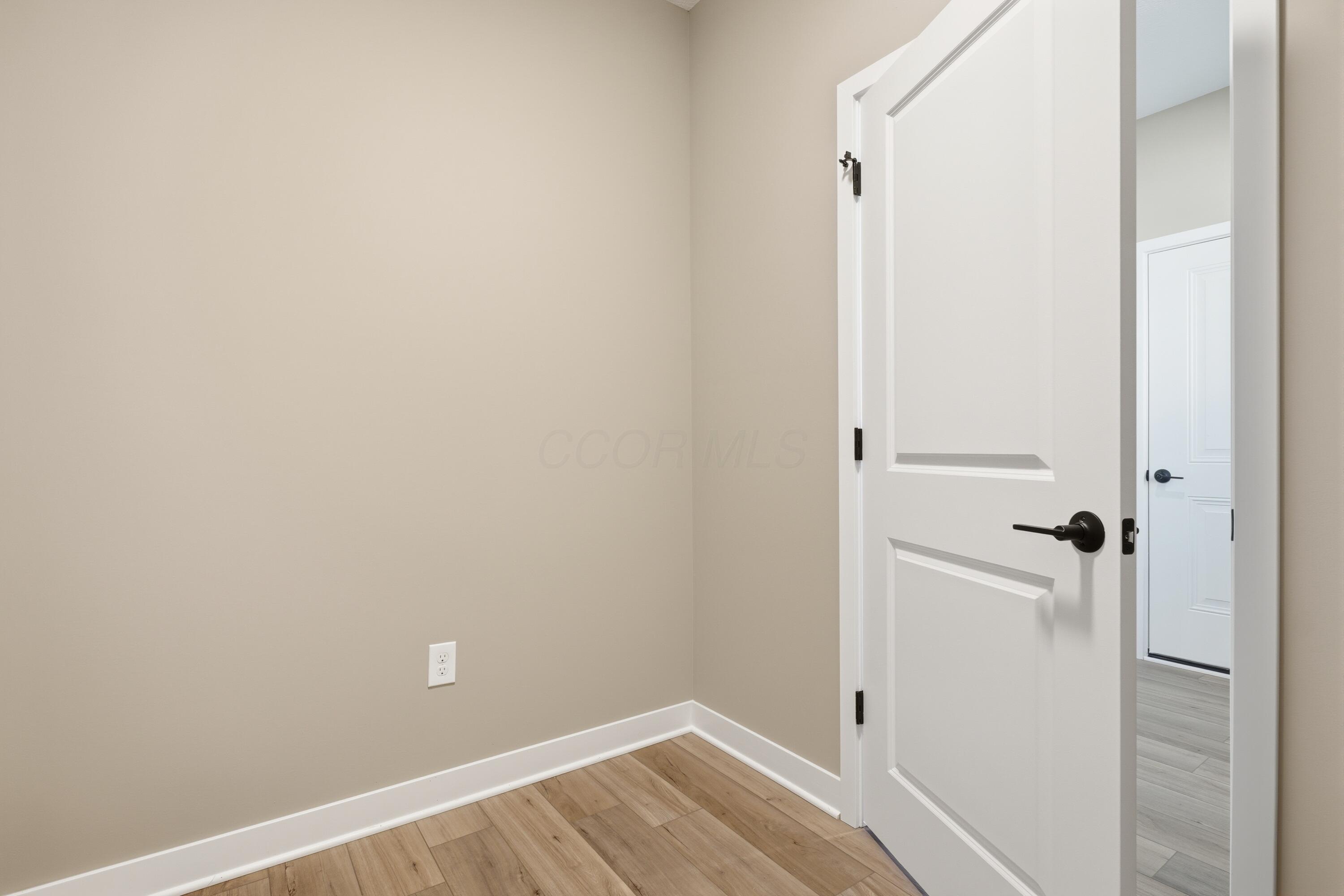 4535 Corsican Loop E Property Photo 19