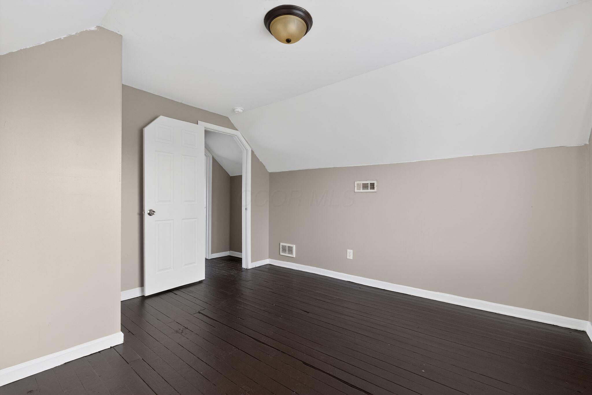 2131 Argyle Drive Property Photo 15