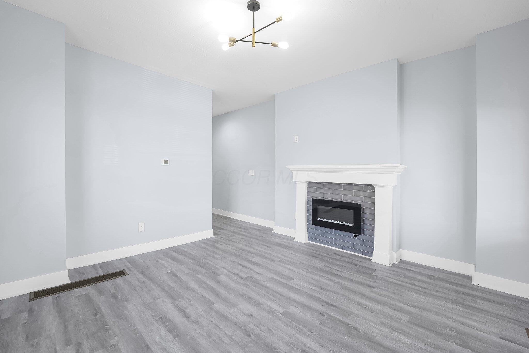 1157-59 E Atcheson Property Photo 6
