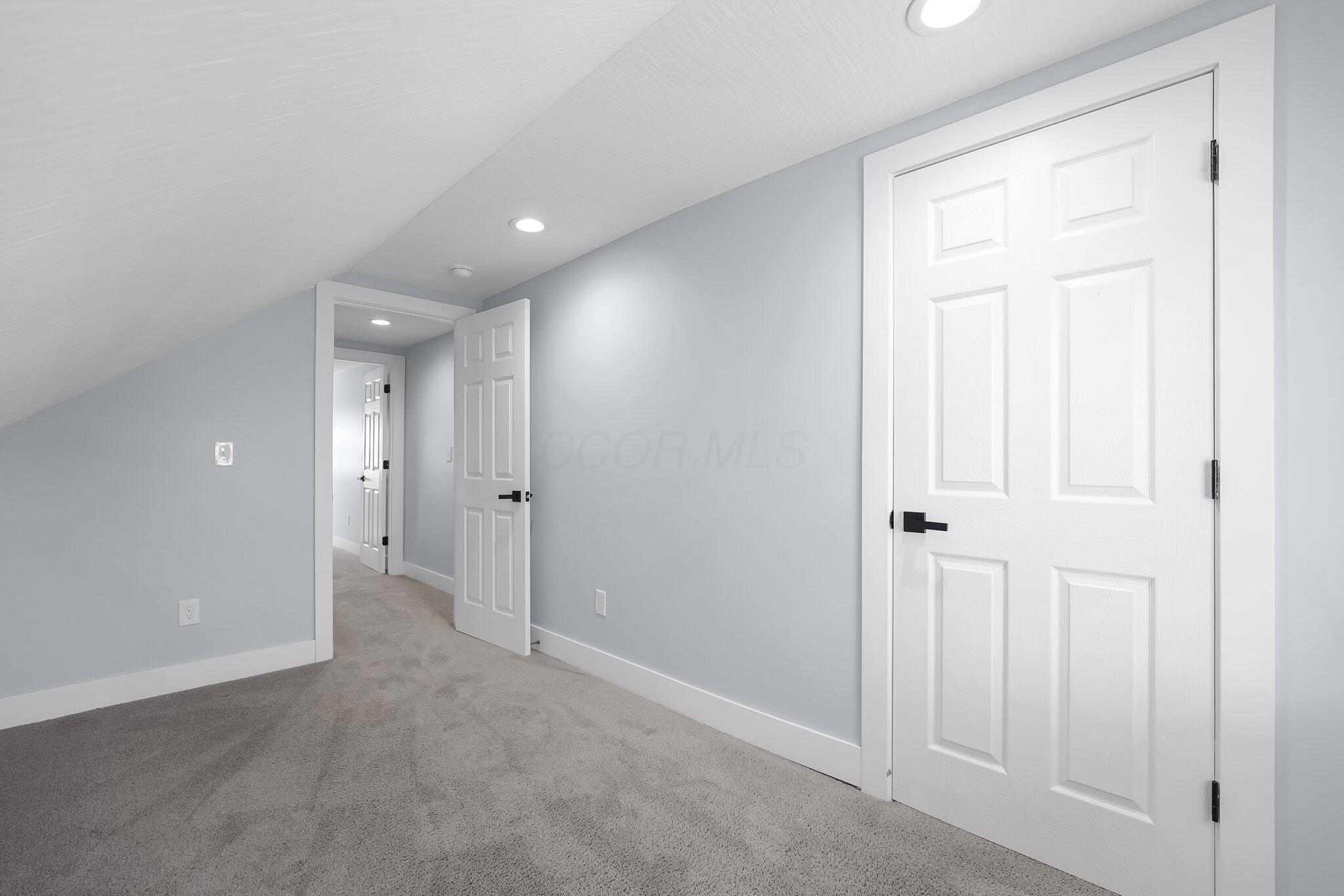 1157-59 E Atcheson Property Photo 20
