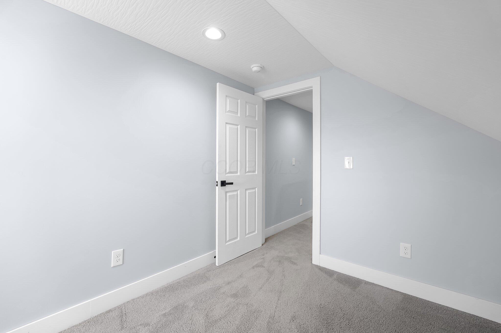 1157-59 E Atcheson Property Photo 22