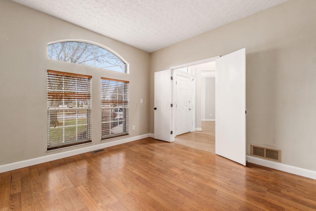 760 N Starr Drive Property Photo 5