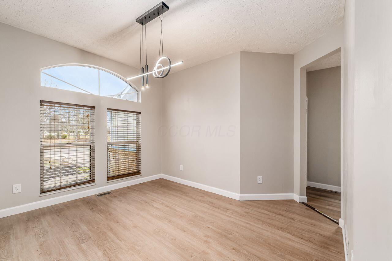 760 N Starr Drive Property Photo 7