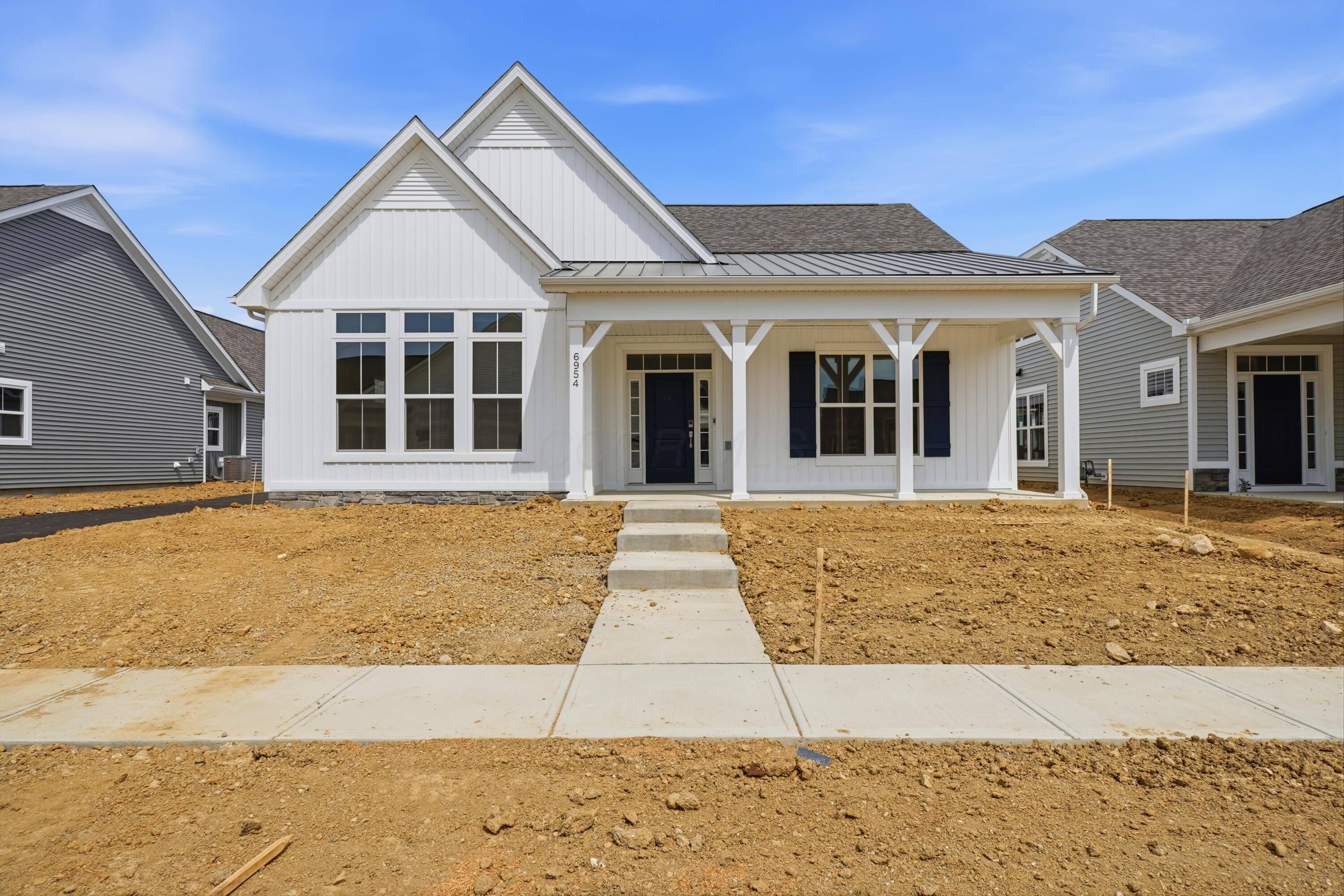 6954 Corsican Loop N Property Photo 1