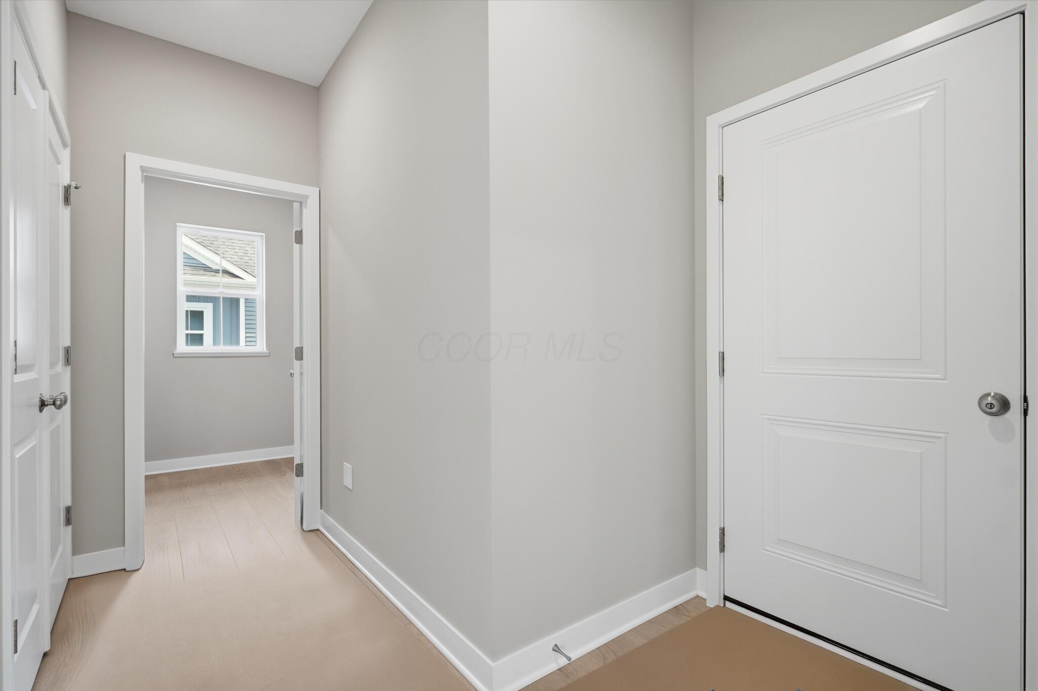 6954 Corsican Loop N Property Photo 7