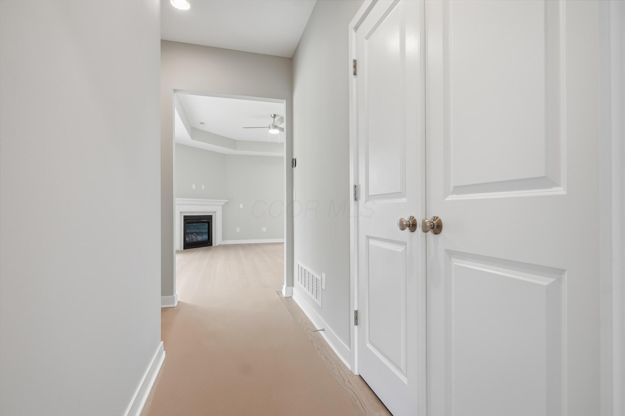 6954 Corsican Loop N Property Photo 8