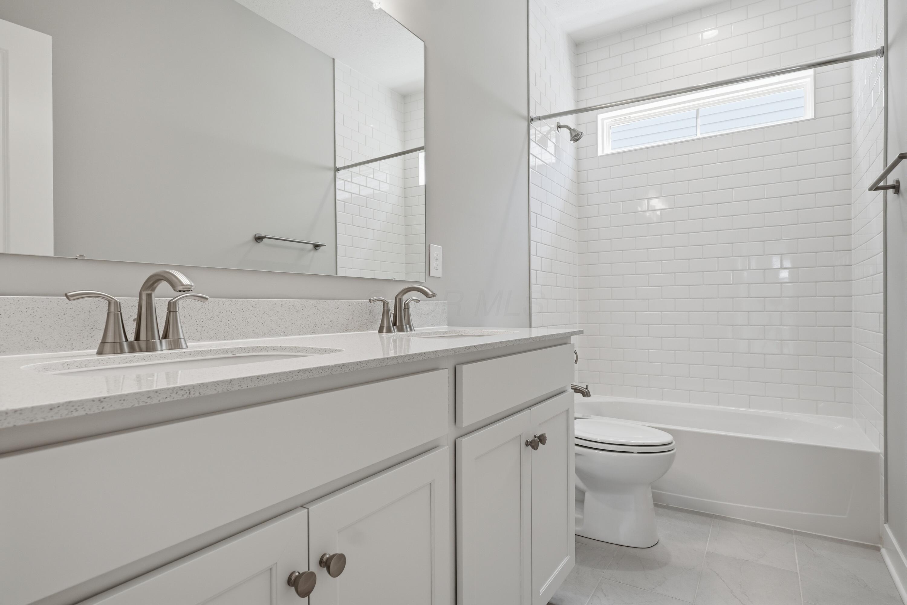6954 Corsican Loop N Property Photo 20