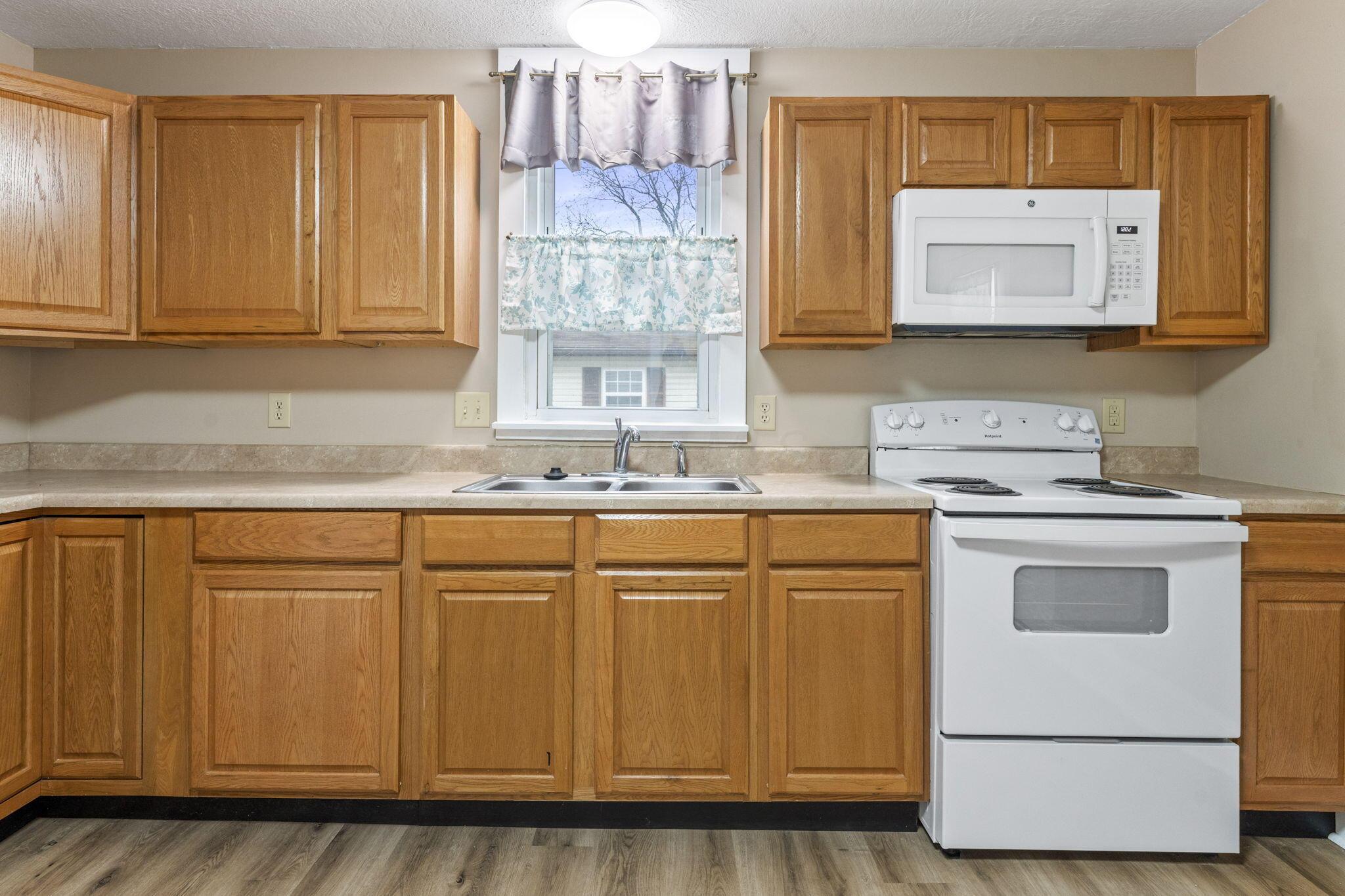 1414 Cedar Hill Road Property Photo 11