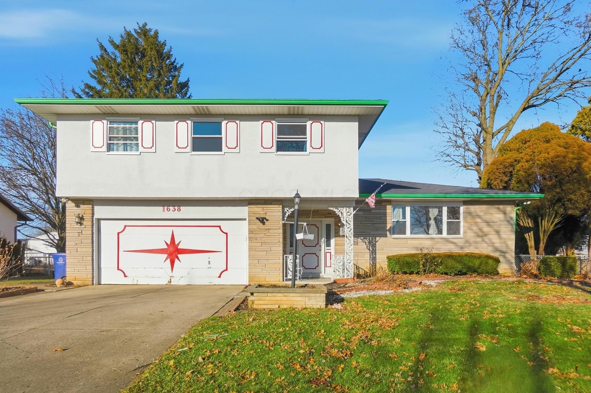 1638 Arrowood Lp N Property Photo 1