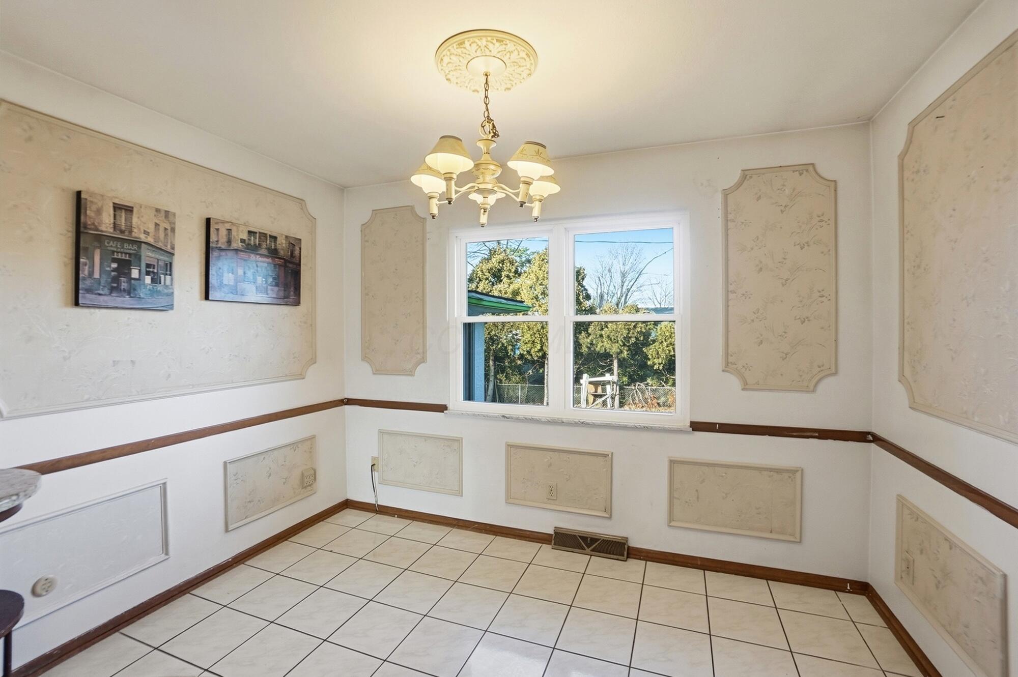 1638 Arrowood Lp N Property Photo 24