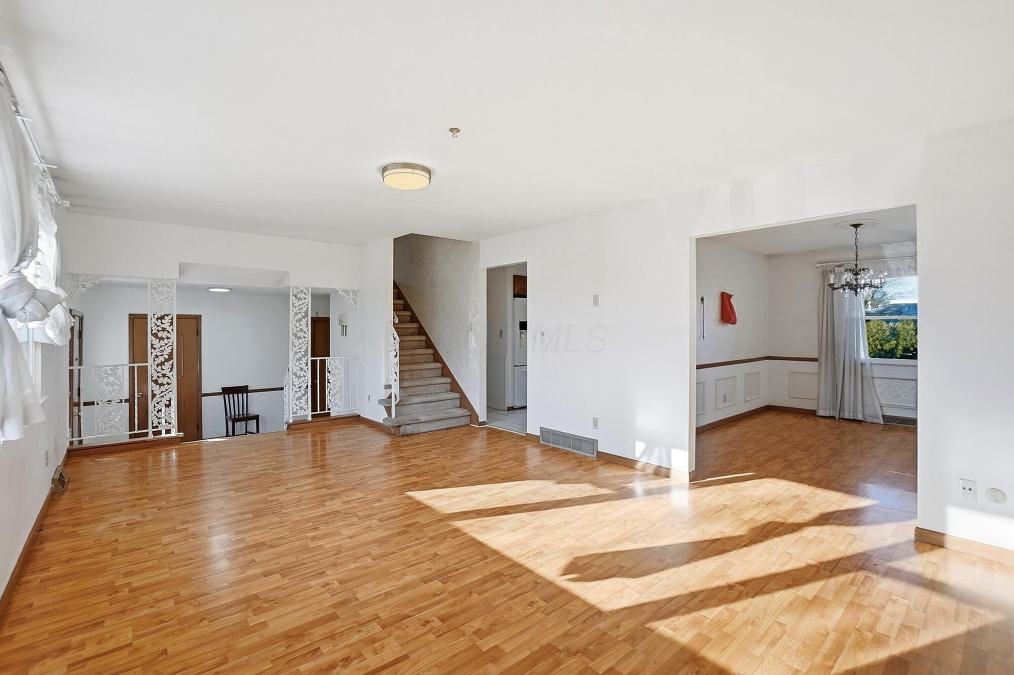 1638 Arrowood Lp N Property Photo 31