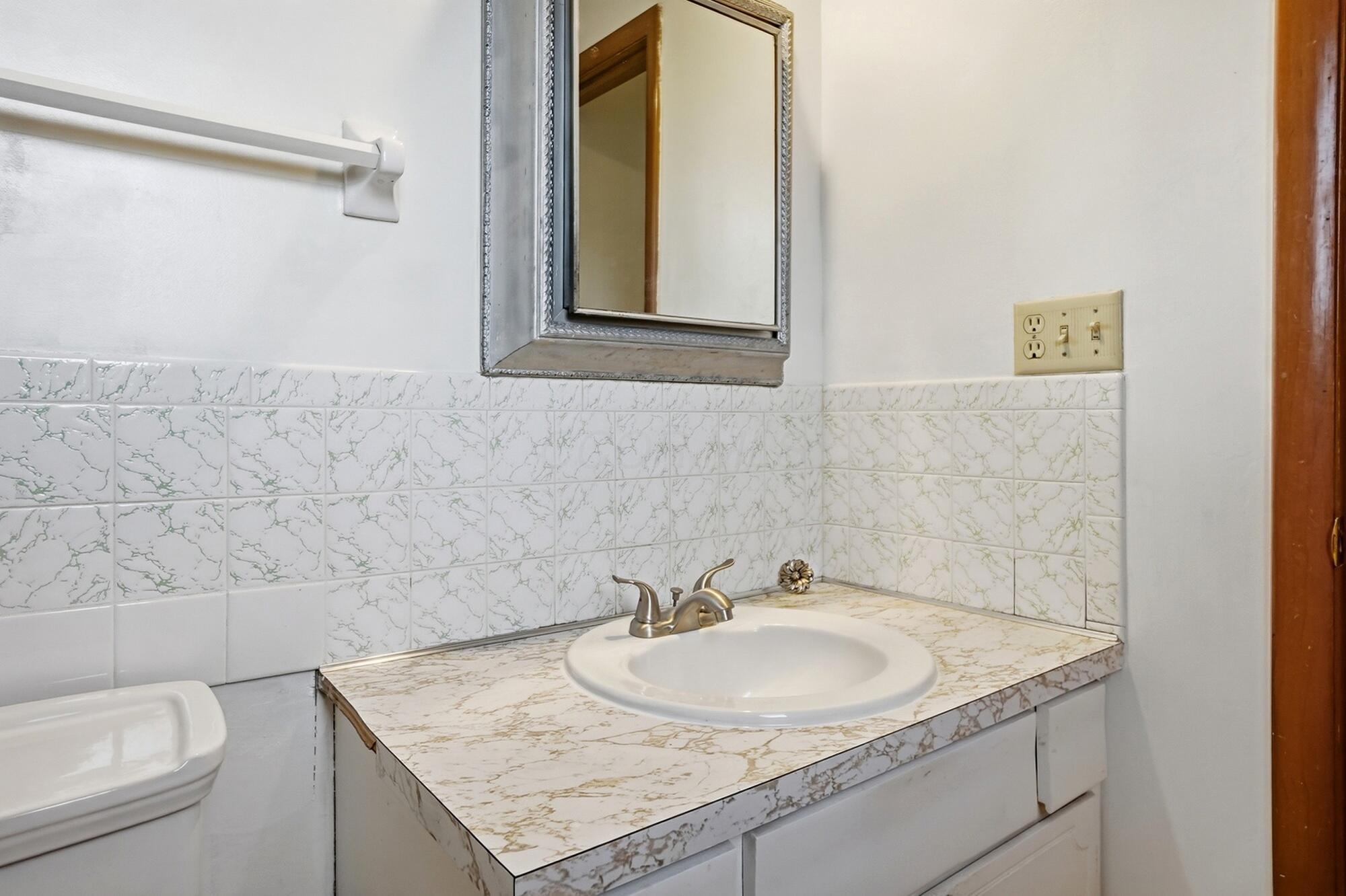 1638 Arrowood Lp N Property Photo 37