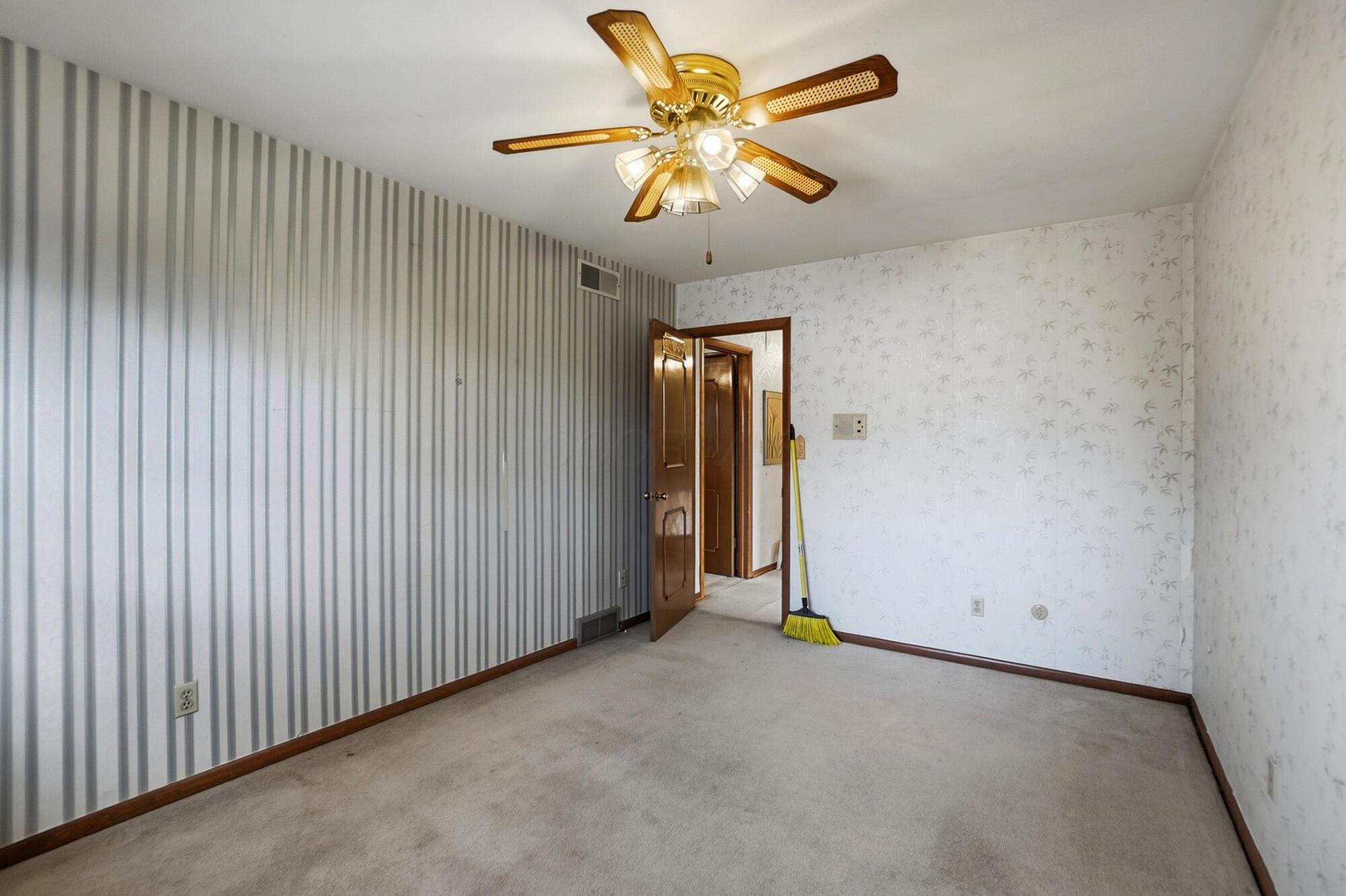 1638 Arrowood Lp N Property Photo 40