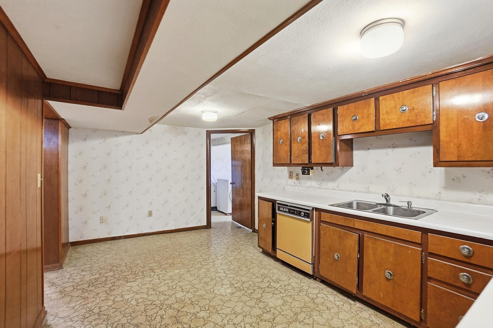 1638 Arrowood Lp N Property Photo 58