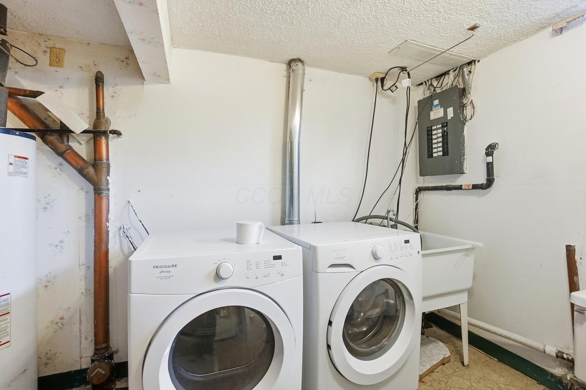 1638 Arrowood Lp N Property Photo 62