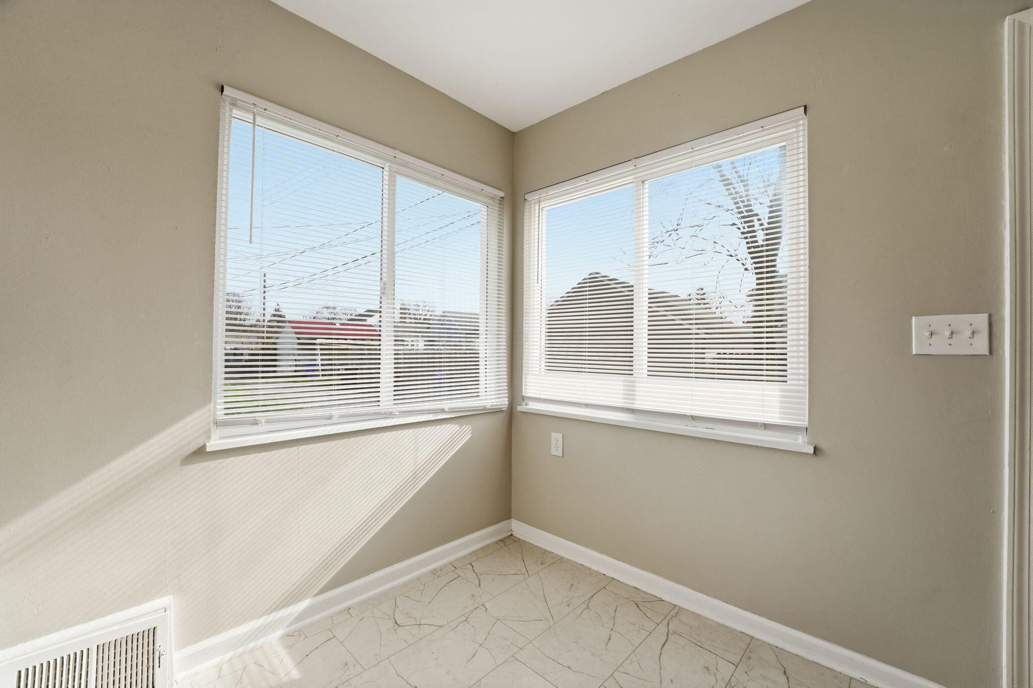 1362 Clinton Street Property Photo 14