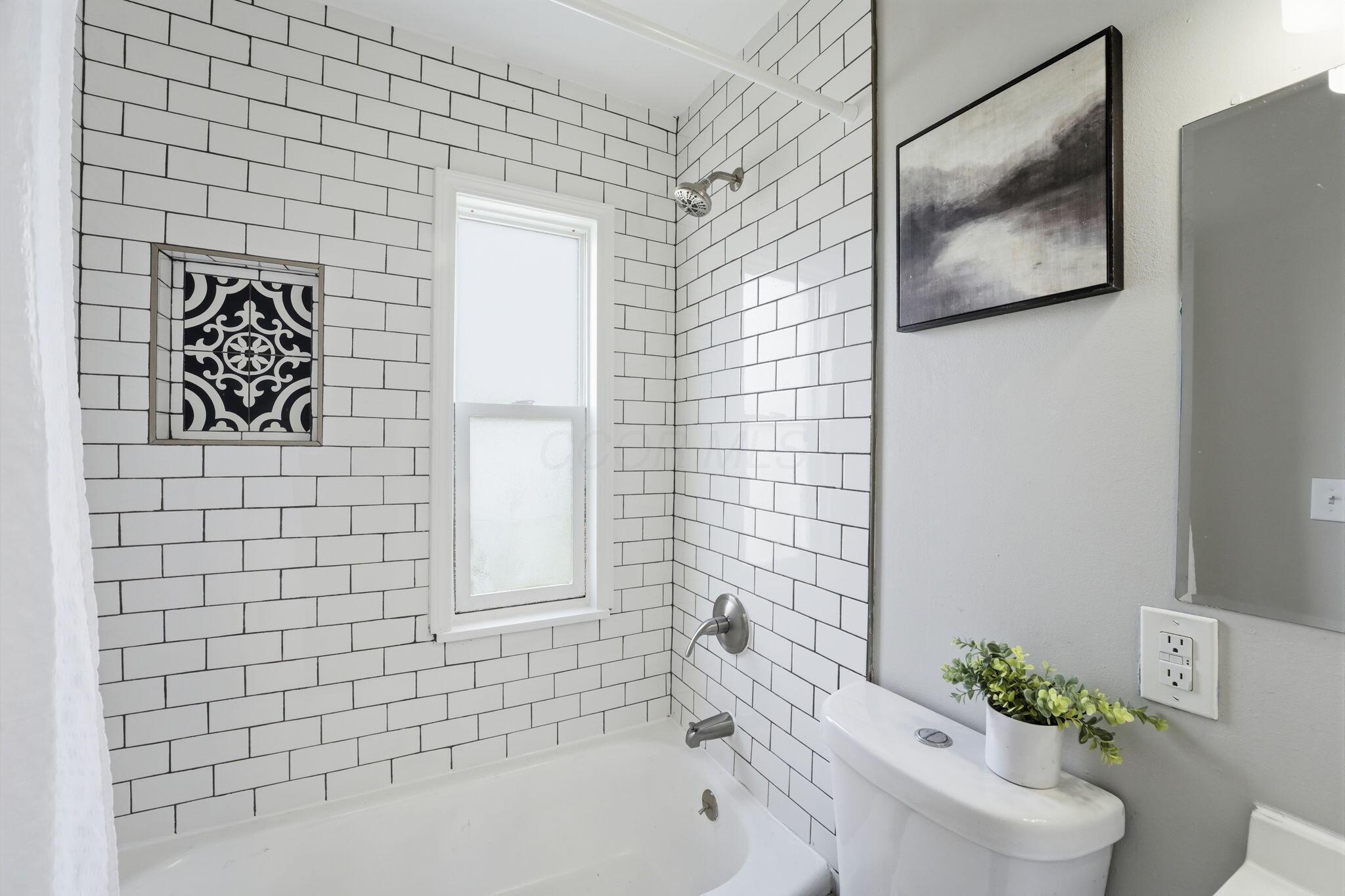 1362 Clinton Street Property Photo 18