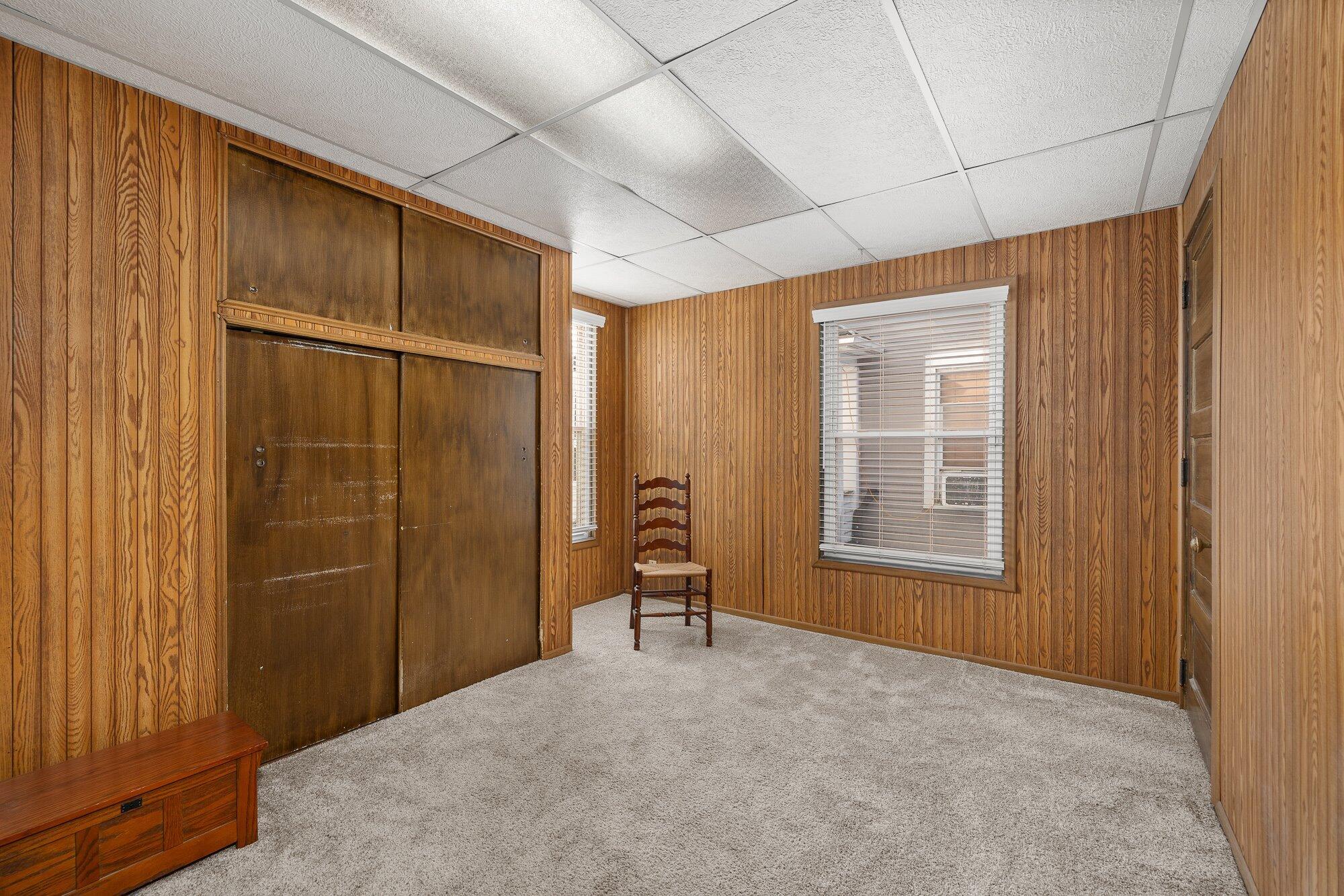 447 Windsor Street Property Photo 18