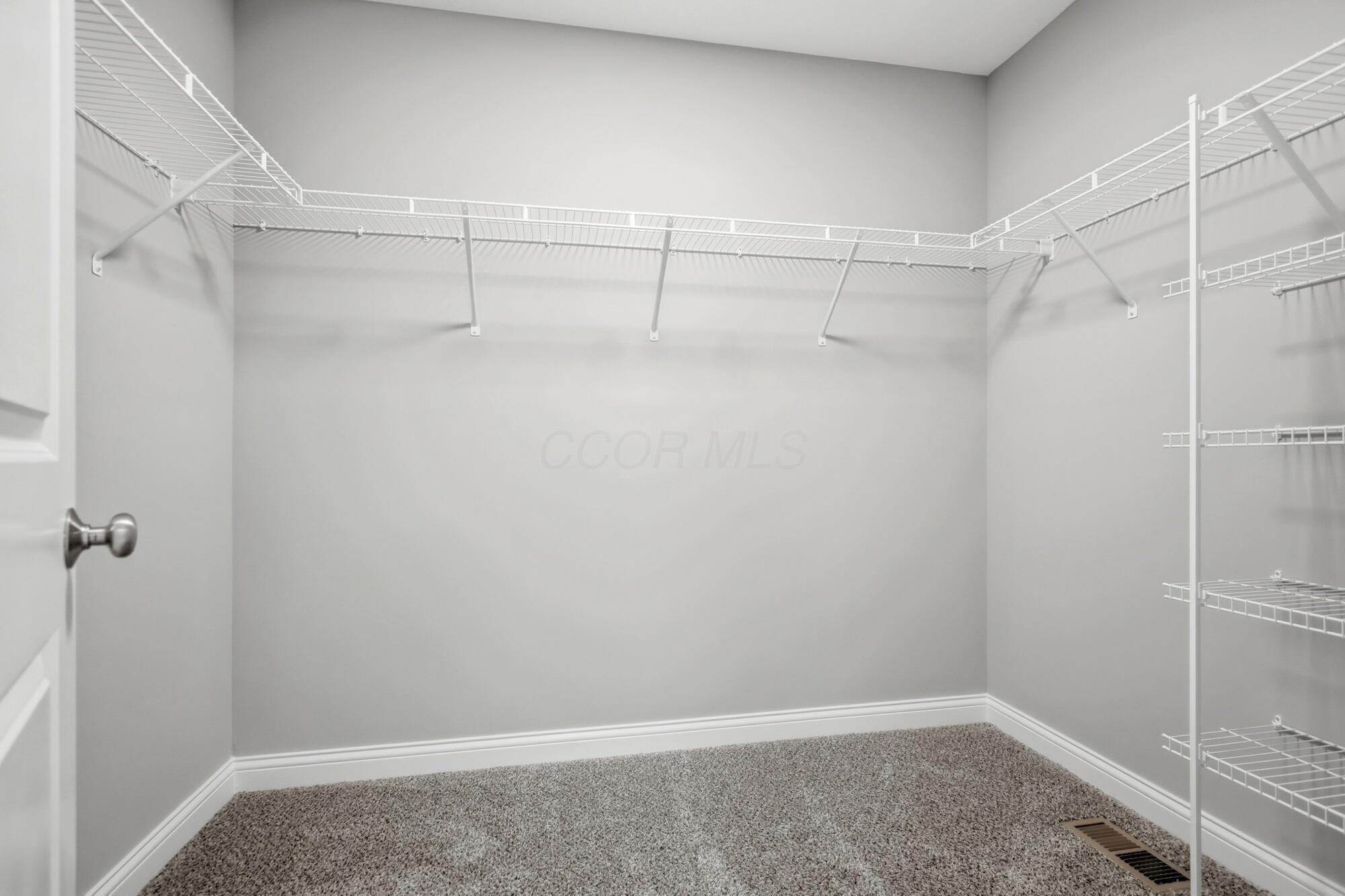 7051 Aster Way Property Photo 33