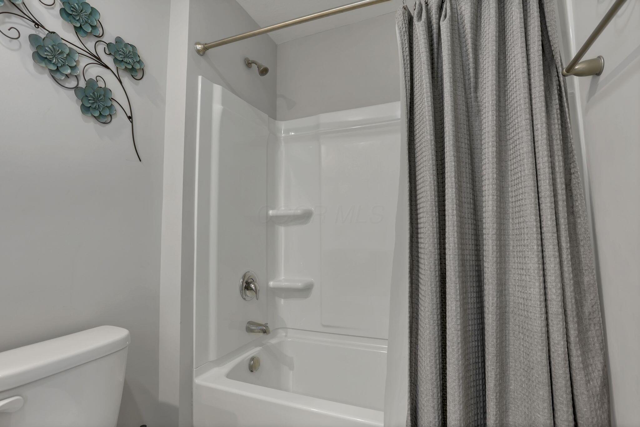 132 Mayfield Drive Property Photo 30