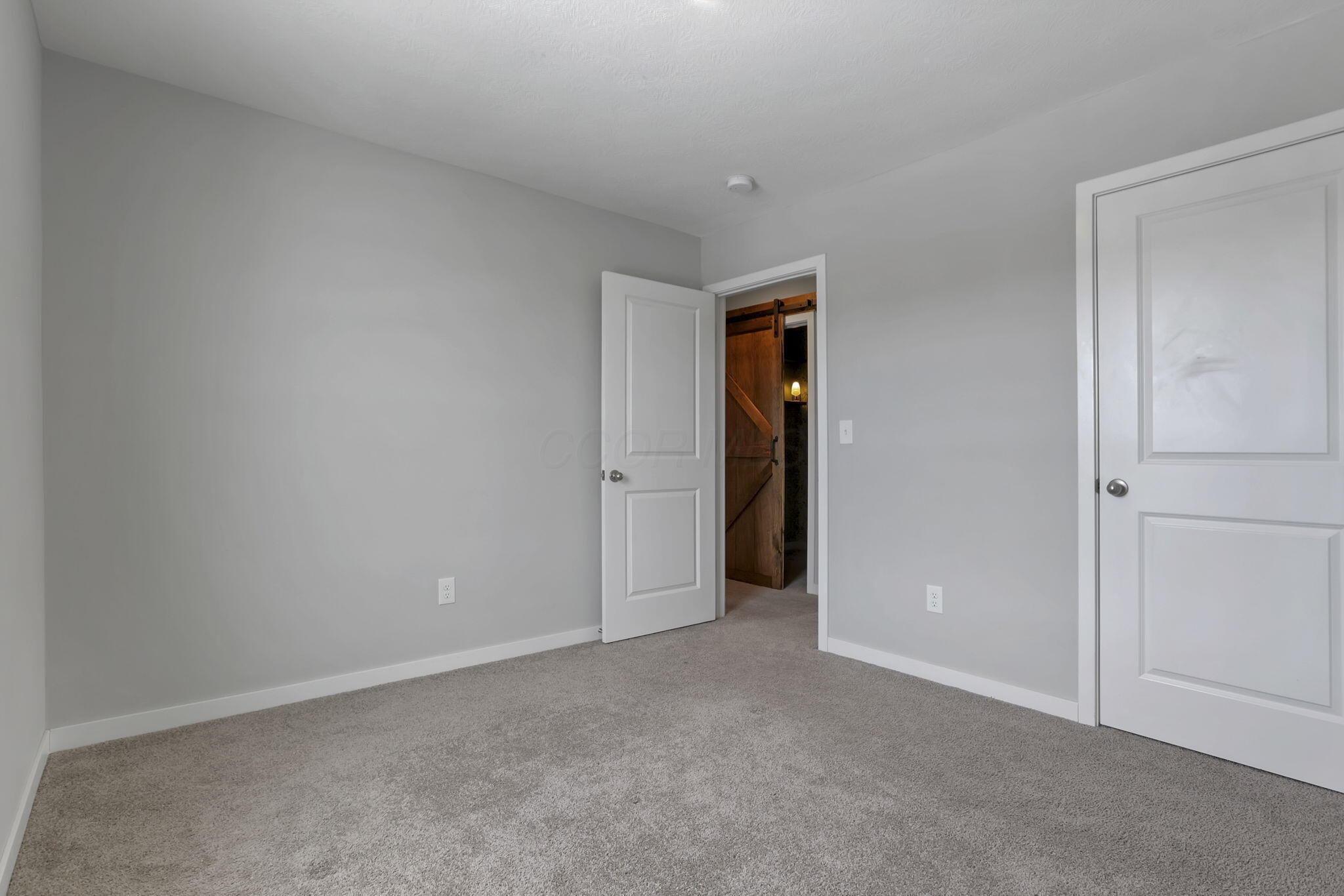132 Mayfield Drive Property Photo 32