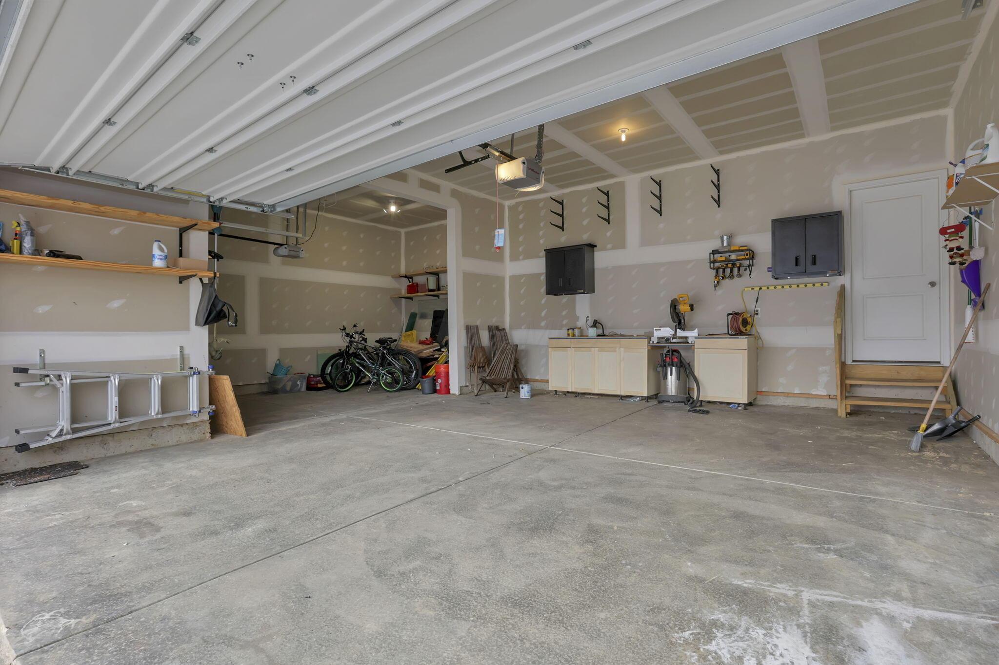 132 Mayfield Drive Property Photo 37