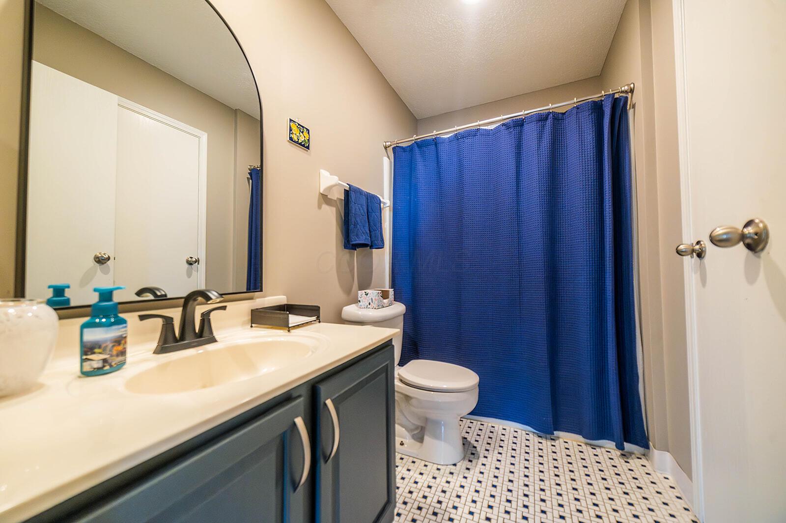 1242 Dunhurst Street Property Photo 11