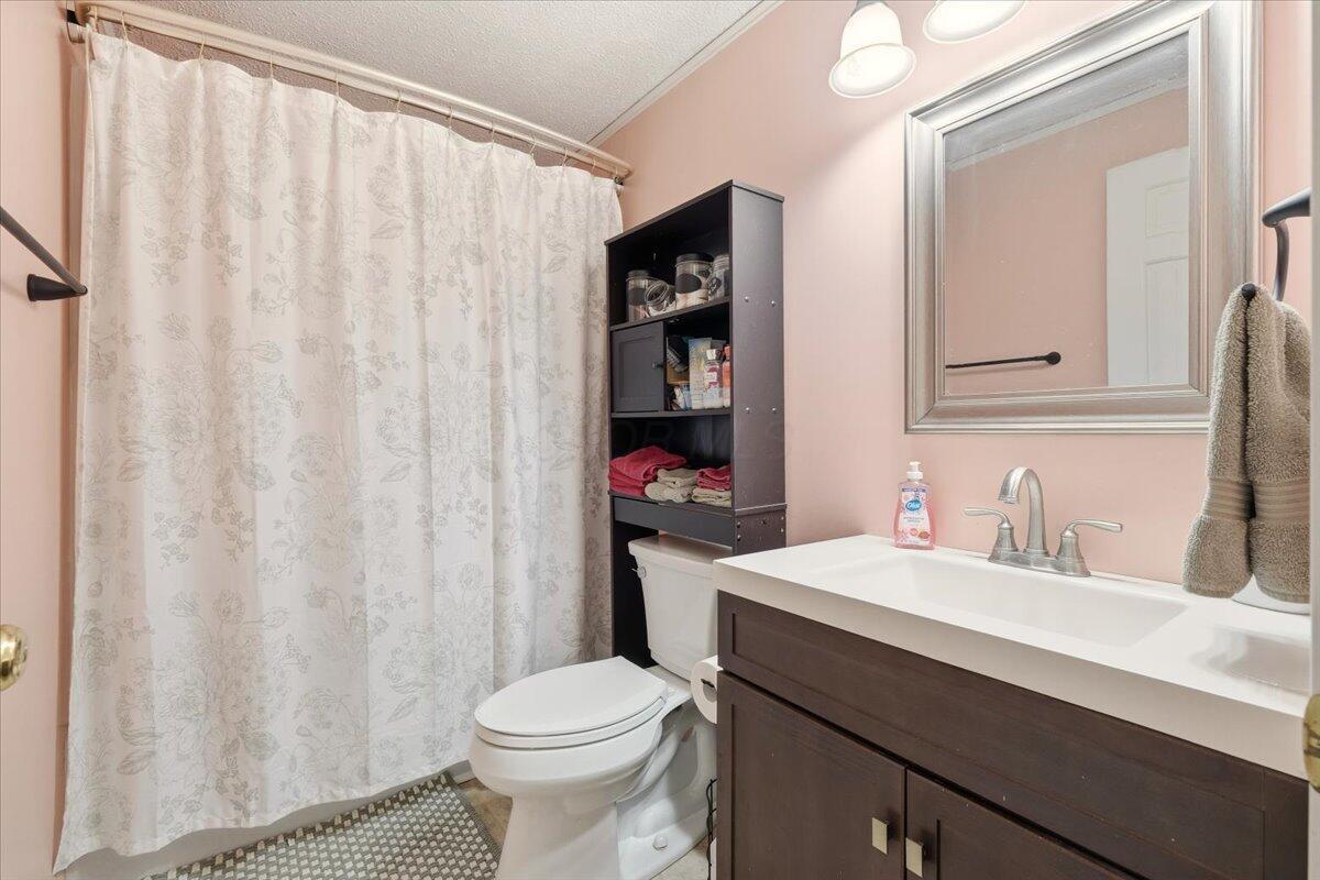 2 Winney Drive Property Photo 15