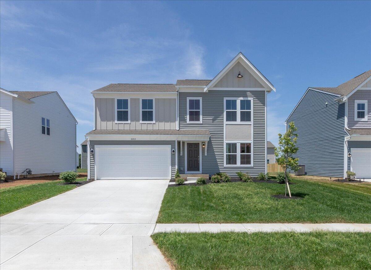 5205 Apple Lane Property Photo 1
