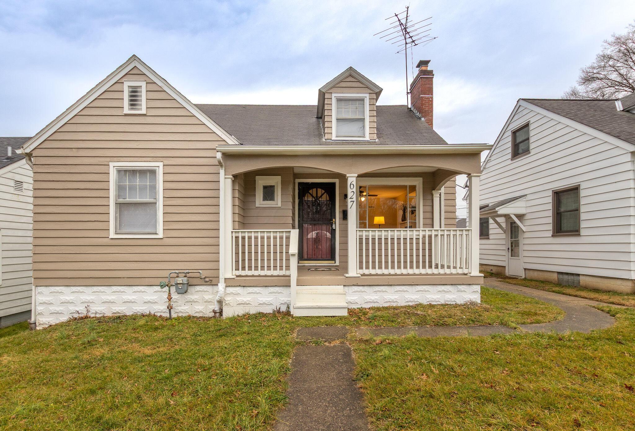 627 Sheridan Drive Property Photo 1