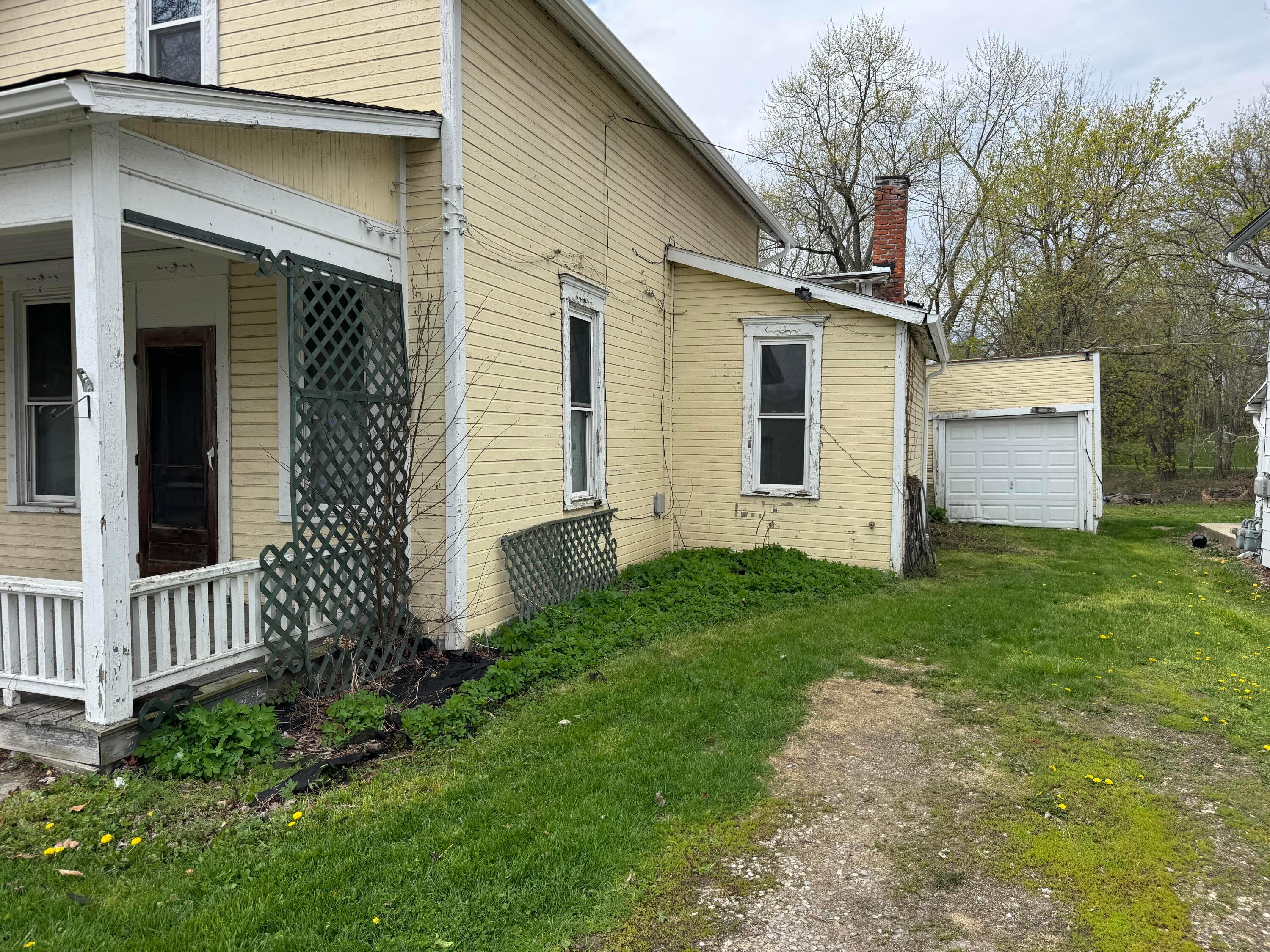 205 N Main Street Property Photo 4