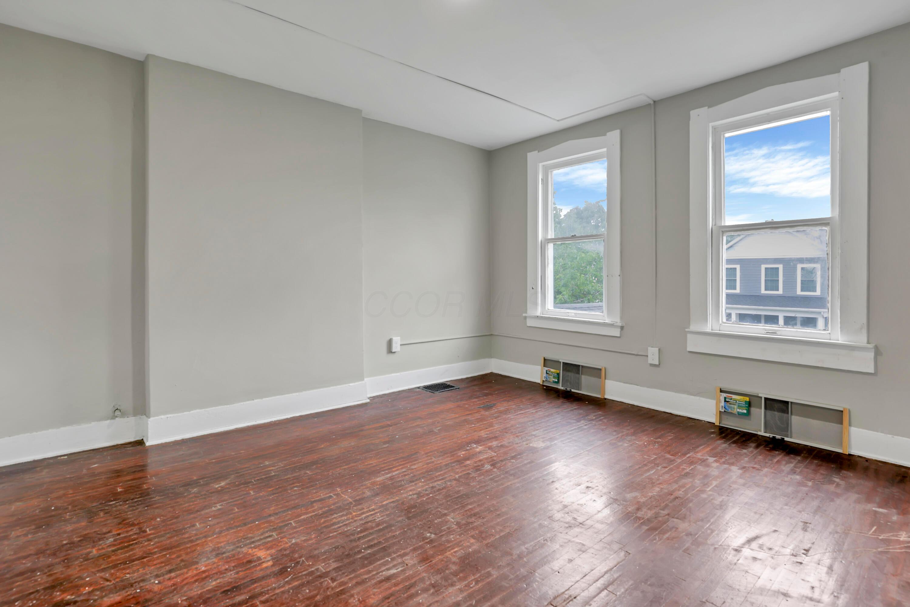 1249-1251 E 15th Avenue Property Photo 24