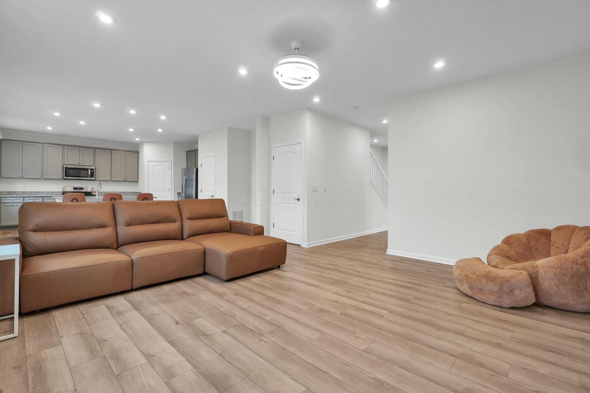 1303 Theodore Drive Property Photo 8