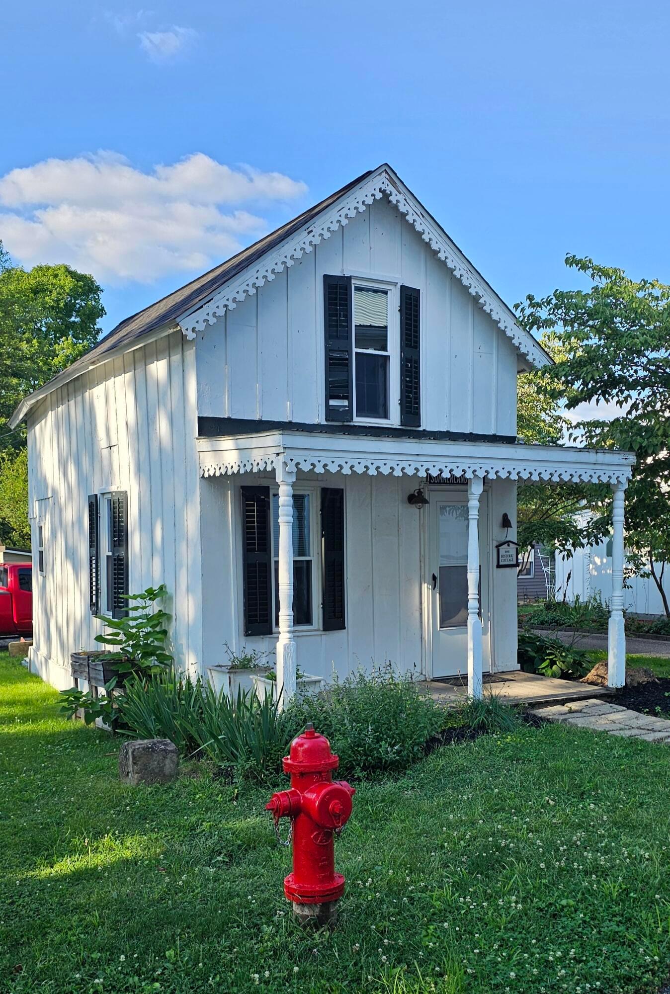 115 6th Street Property Photo 5