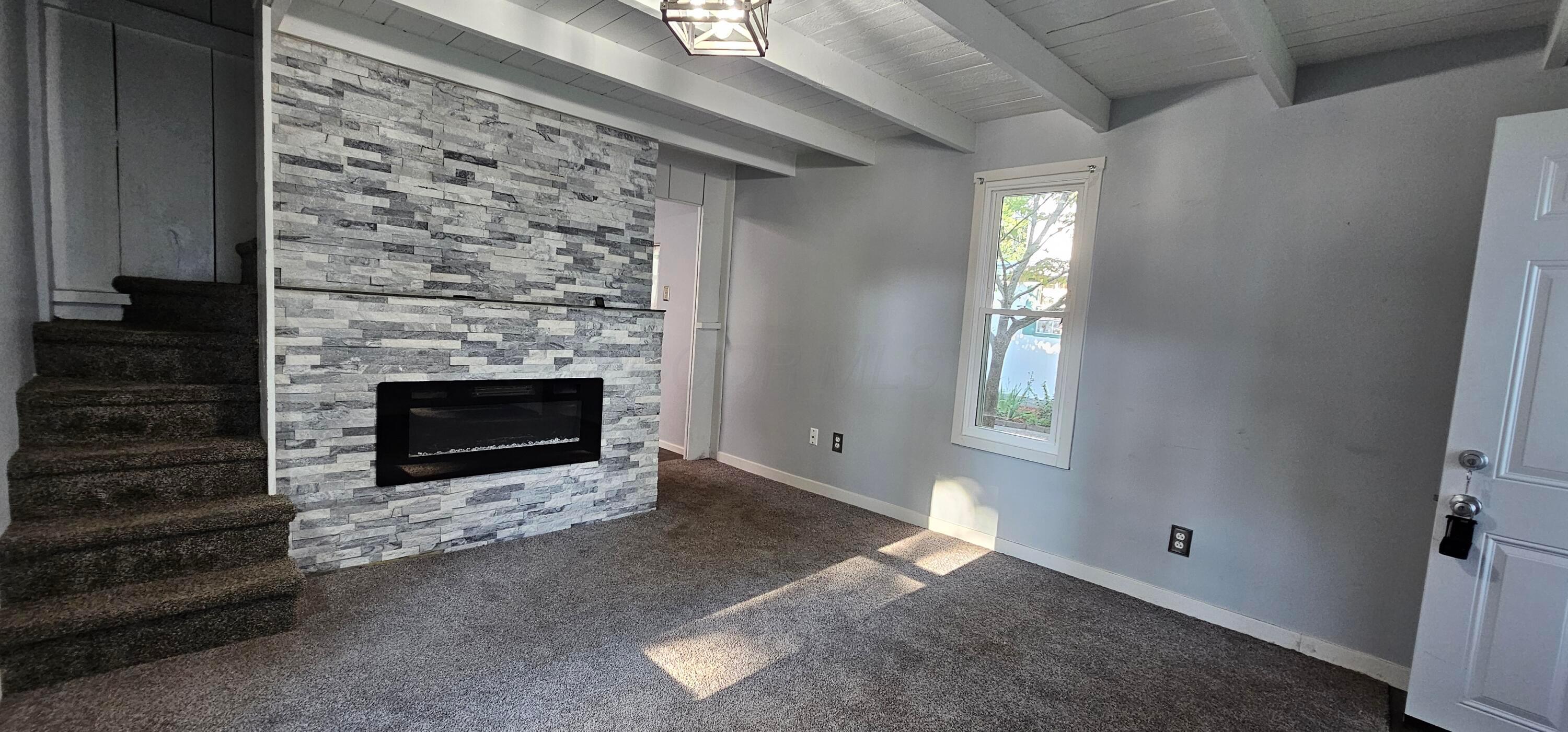 115 6th Street Property Photo 10