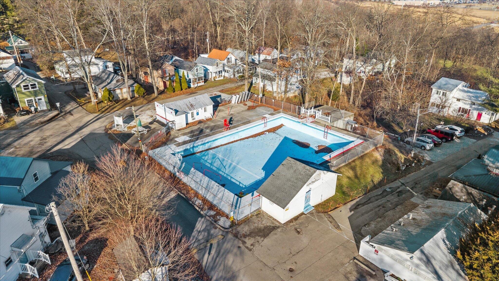 115 6th Street Property Photo 33