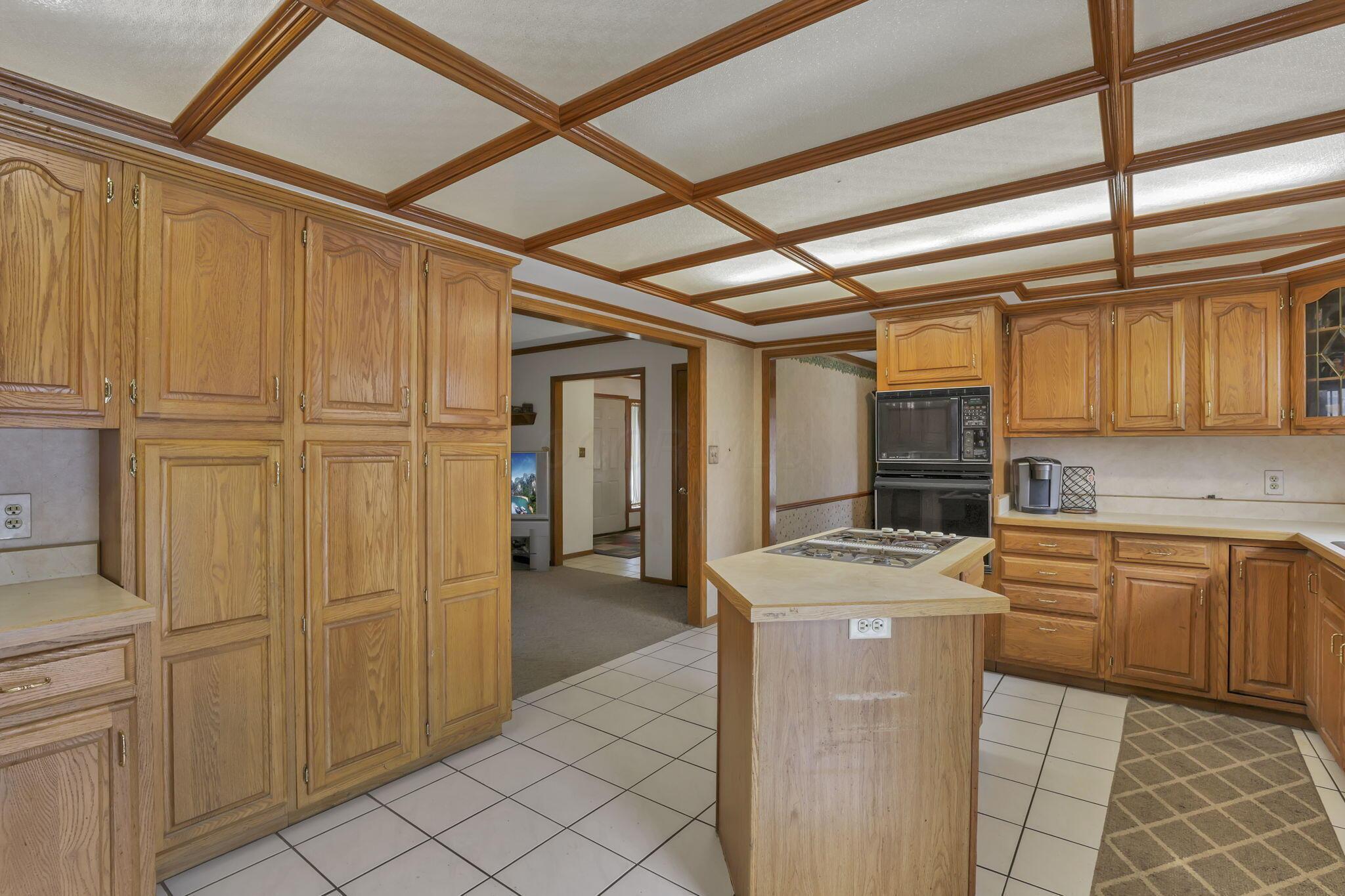 780 Diley Road Property Photo 22
