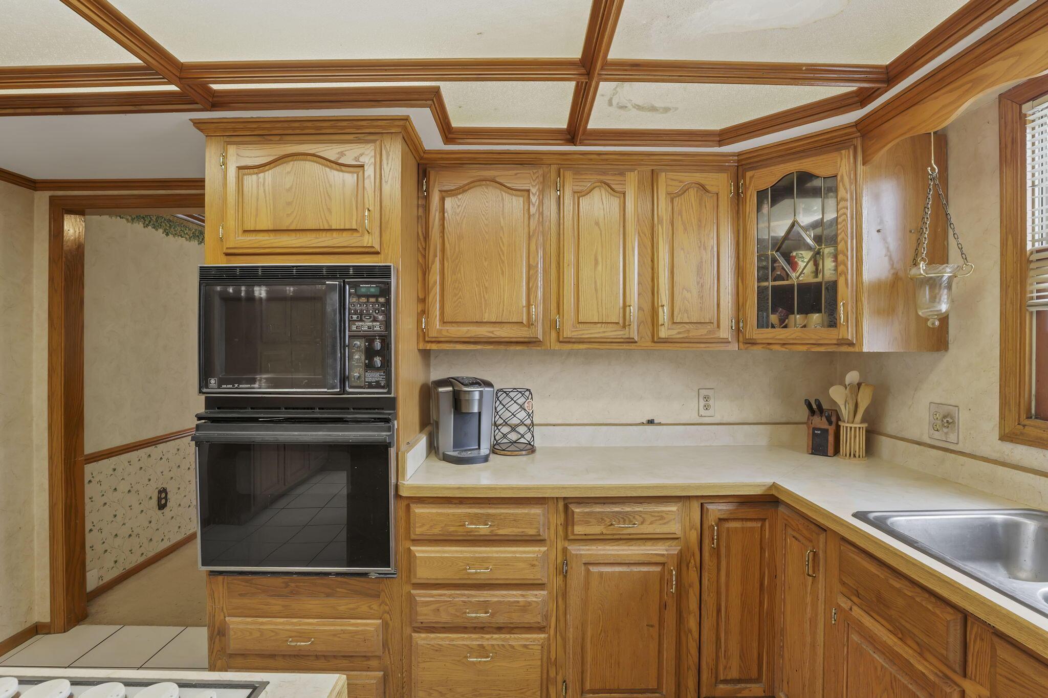 780 Diley Road Property Photo 24
