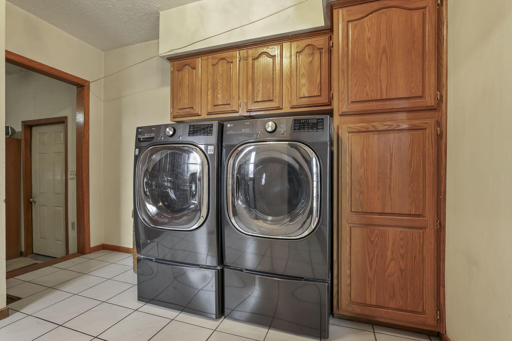 780 Diley Road Property Photo 29