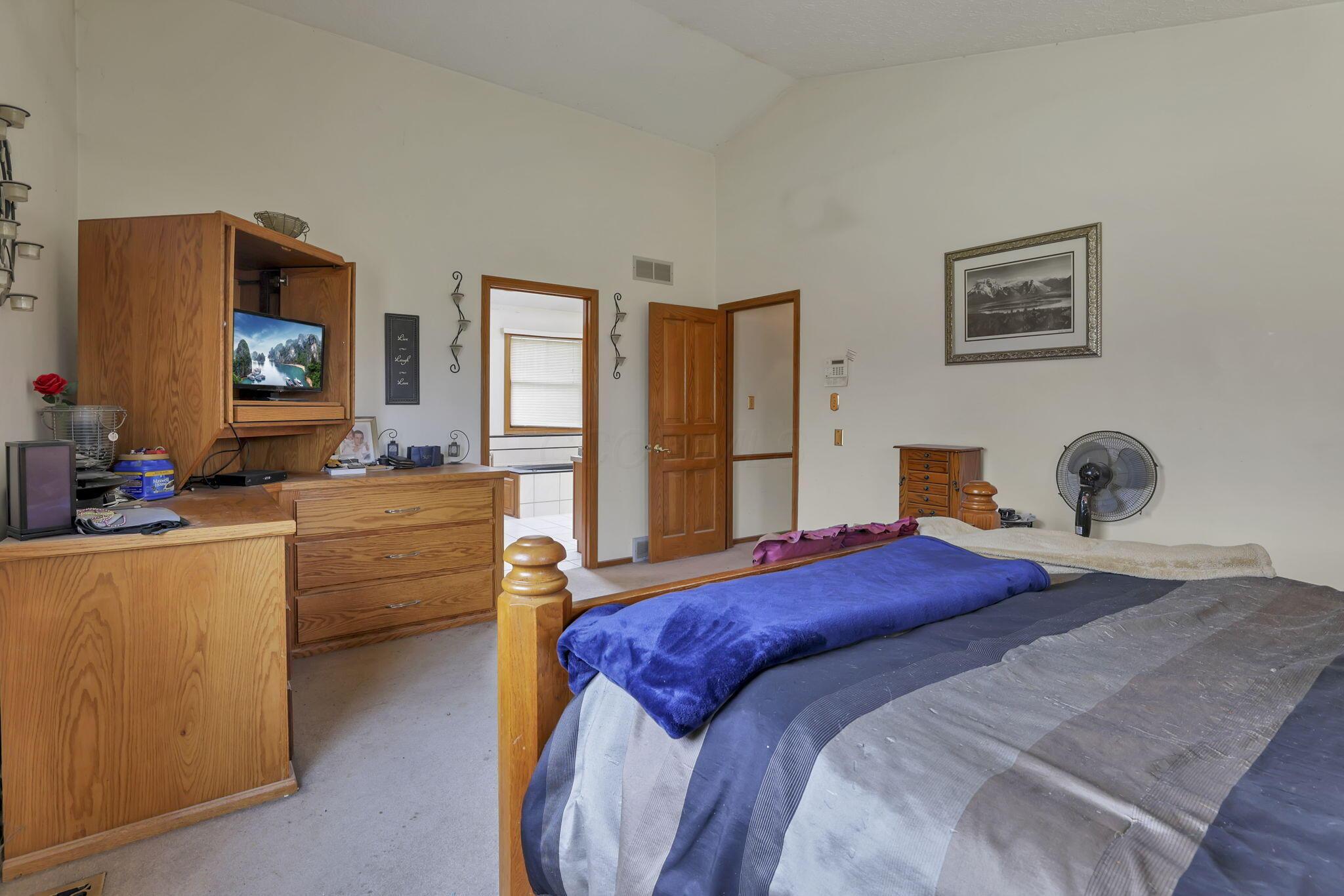 780 Diley Road Property Photo 35